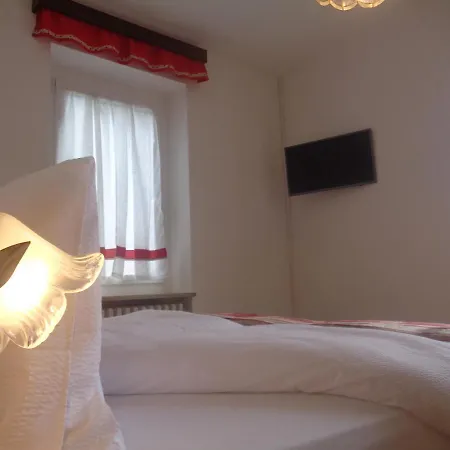Hotel Garni Suisse 2*